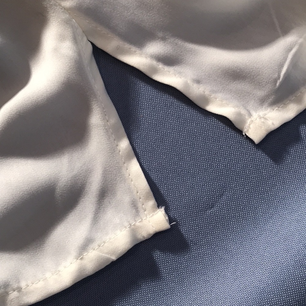 Ladies blouse - Picture 5 of 6